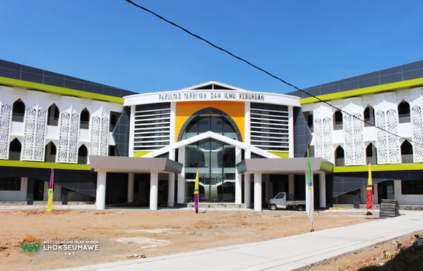 Gedung Fakultas Tarbiyah dan Ilmu Keguruan